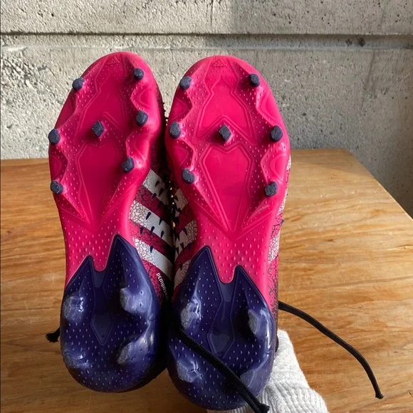 Adidas Predator Freak with Demonskin Tech - Picture 4 of 7